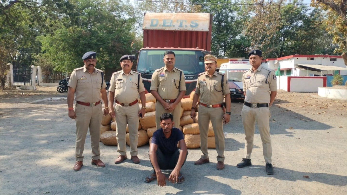 Korba News : पुलिस की बड़ी सफलता, 500 किलो गांजा जप्त